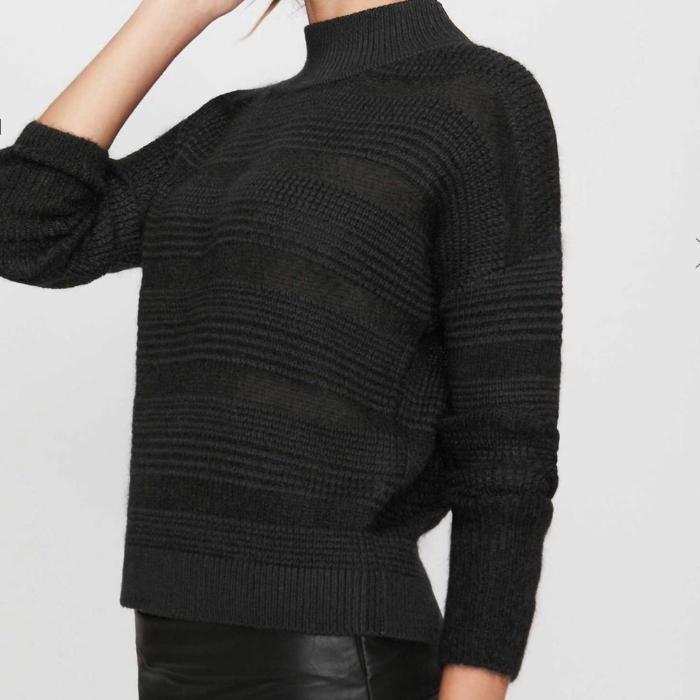 Brochu Walker Sidi Pullover NWT